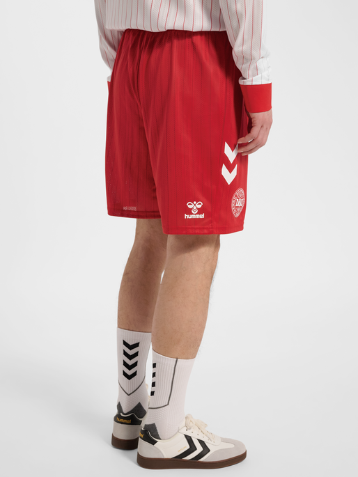 DBU 26 AWAY SHORTS PRO, TANGO RED, model