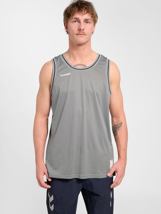 hmlWORLD 26 MESH TANK TOP, ULTIMATE GRAY, model