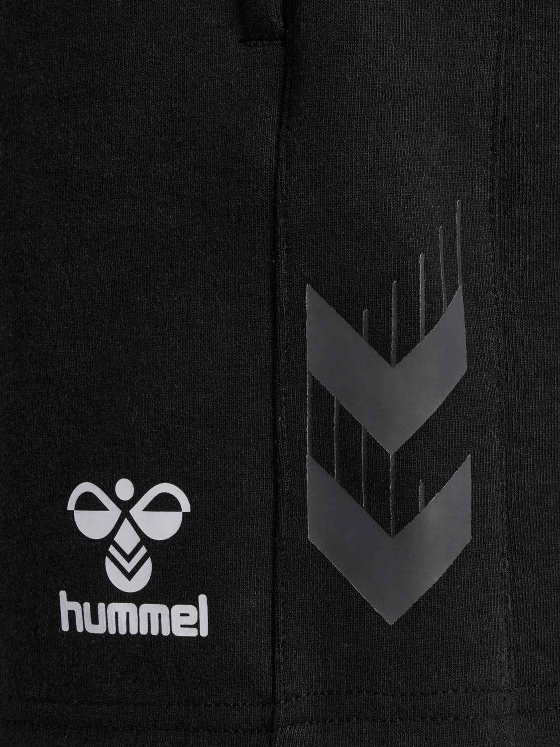 hmlTRAVEL SHORTS WOMAN, BLACK, packshot