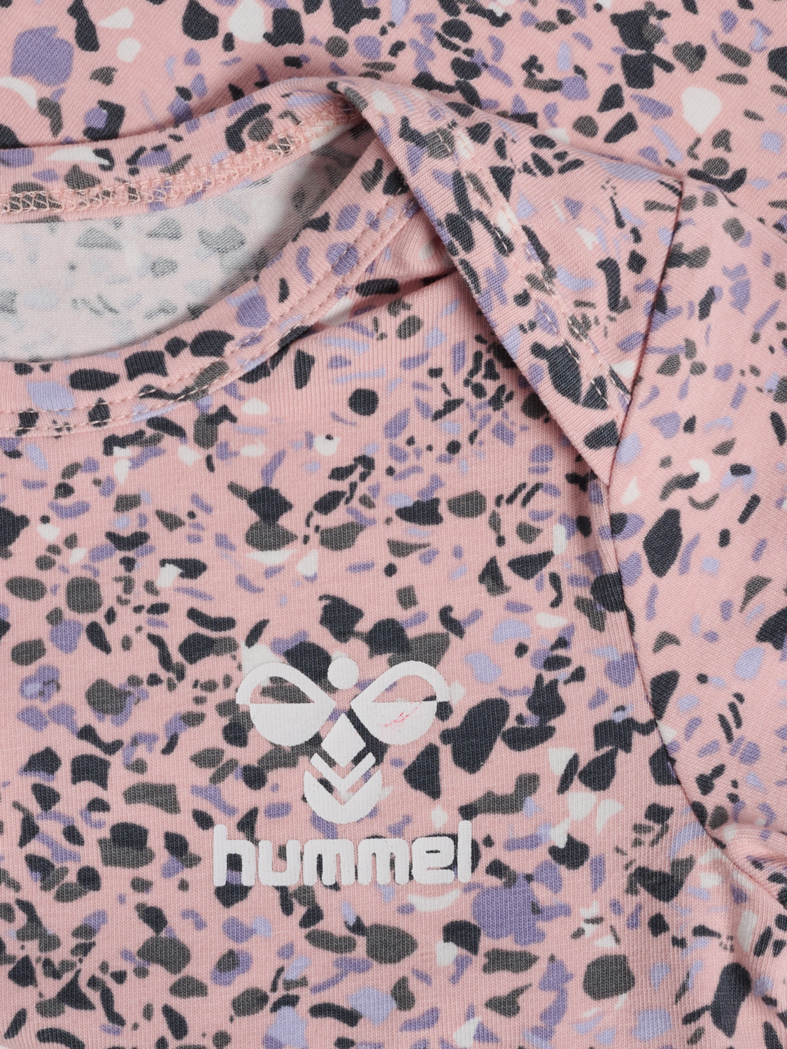 hmlKRISTA AOP BODY S/S, STRAWBERRY CREAM, packshot