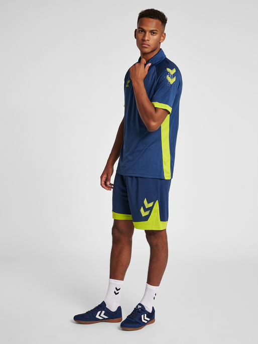 hmlLEAD FUNCTIONAL POLO, DARK DENIM, model