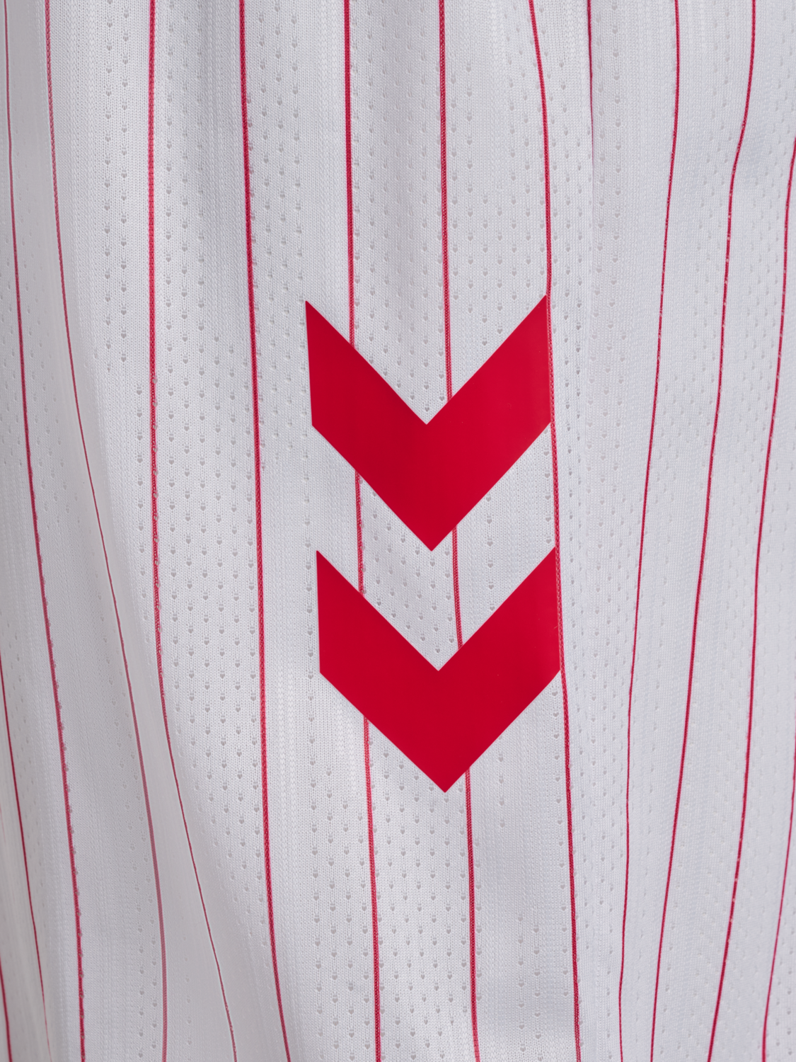 DBU 26 AWAY SHORTS PRO, WHITE, packshot