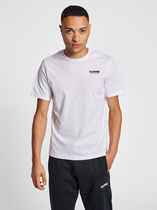 hmlLGC JOSE T-SHIRT, WHITE, model