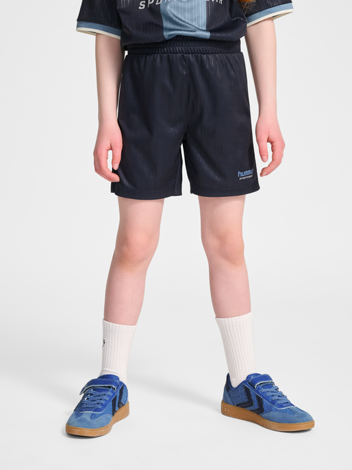 hmlJR BALL SHORTS, PARISIAN NIGHT, model