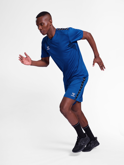 hmlAUTHENTIC PL JERSEY S/S, TRUE BLUE, model