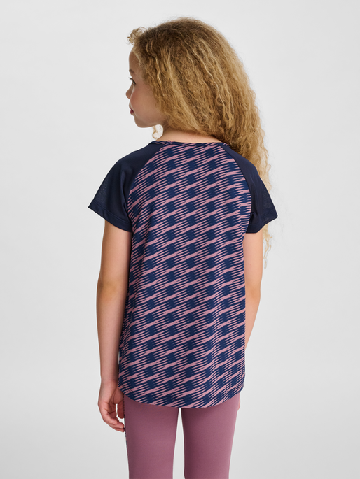 hmlJR MIX T-SHIRT S/S, WISTFUL MAUVE, model
