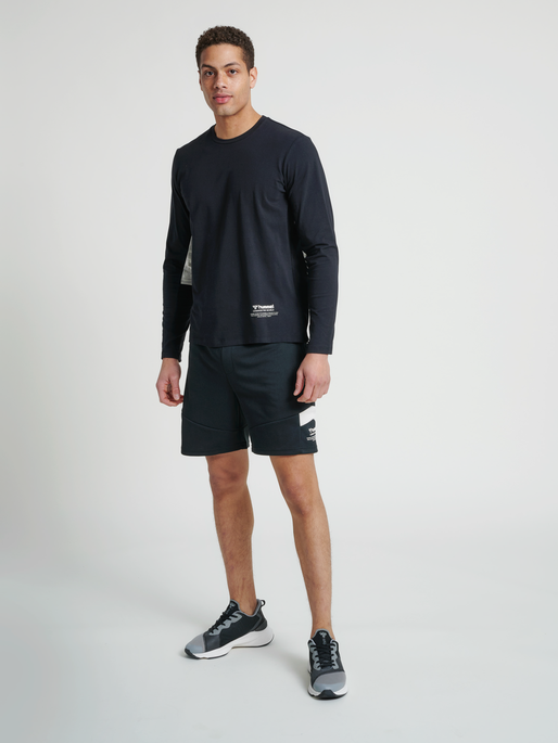 hmlALEC SHORTS, 2001, model