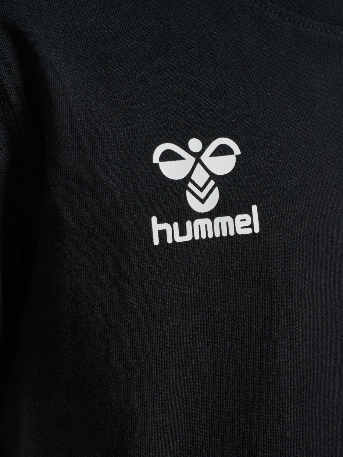 hmlGO 2.0 CHEVRON T-SHIRT S/S KIDS, BLACK, packshot