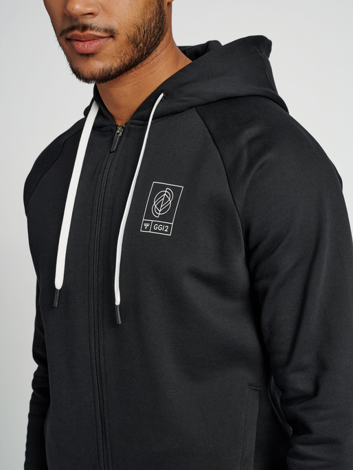 hmlGG12 SWEAT ZIP HOODIE, 2001, model