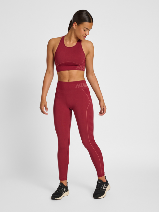 hmlTE CHRISTEL SEAMLESS MW TIGHTS, CABERNET/APPLE BUTTER MELANGE, model