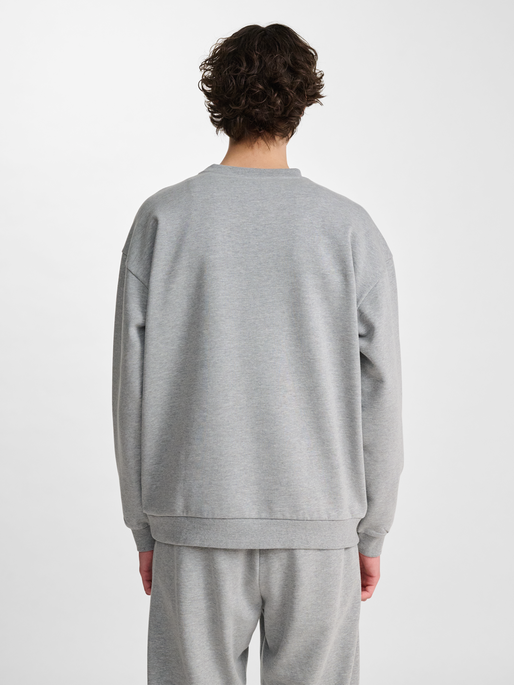 hmlLOOSE CREWNECK BEE, GREY MELANGE, model
