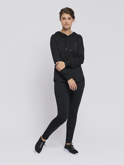 hmlSELBY HOODIE, BLACK, model