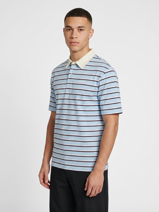 hmlI-D POLO S/S, FLOATY BLUE, model