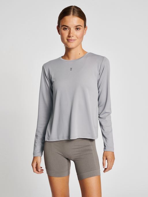 hmlMT FRI MESH T-SHIRT L/S, SHARKSKIN, model