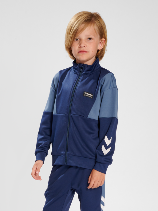 hmlMARTY ZIP JACKET, 1009, model
