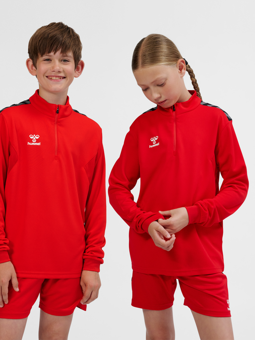hmlAUTHENTIC HALF ZIP SWEAT KIDS, TRUE RED, model