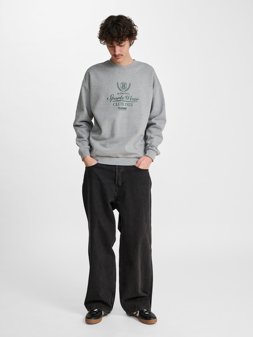 hmlLOOSE CREWNECK CLUB SPORTSWEAR, GREY MELANGE, model