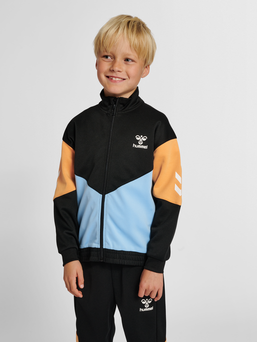 hmlRANE ZIP JACKET, 2001, model