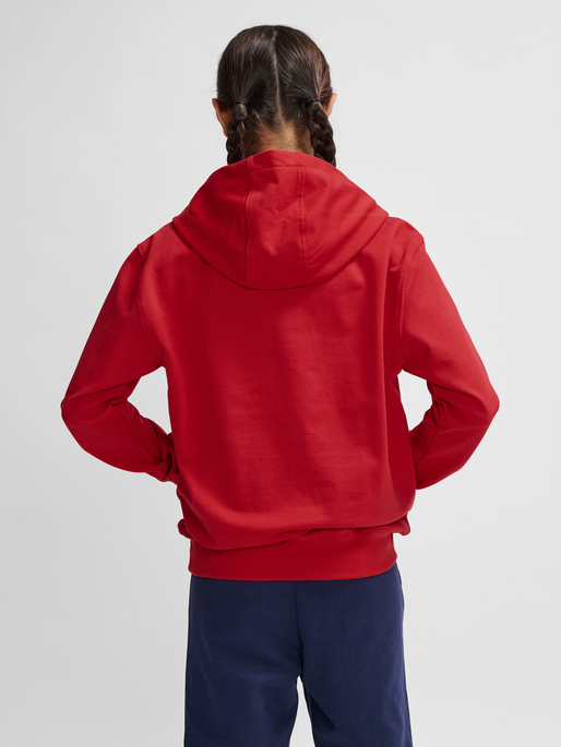hmlGO 2.0 HOODIE KIDS, TRUE RED, model