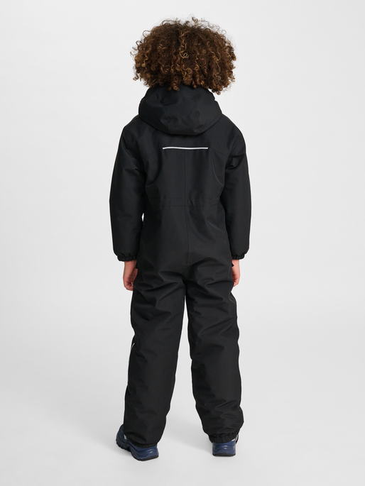 hmlJR SNOWSUIT WP 10K, BLACK, model