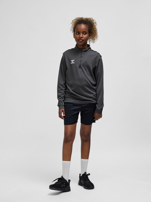 hmlAUTHENTIC HALF ZIP SWEAT KIDS, ASPHALT, model