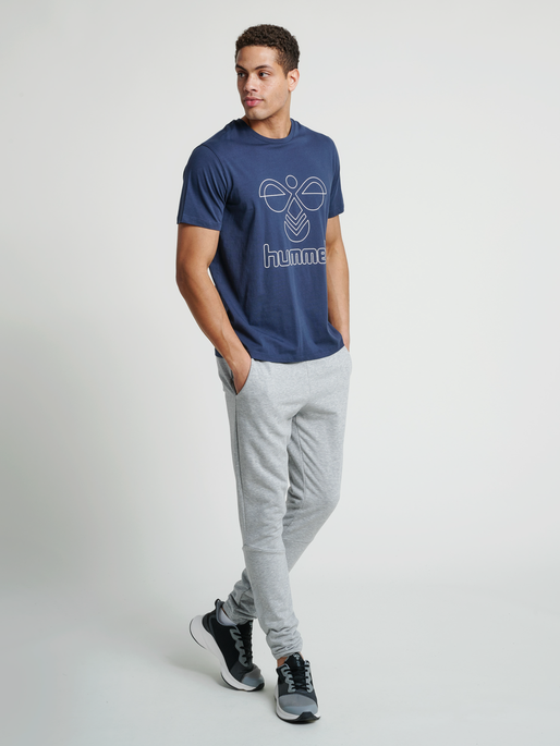 hmlISAM TAPERED PANTS, 2006, model