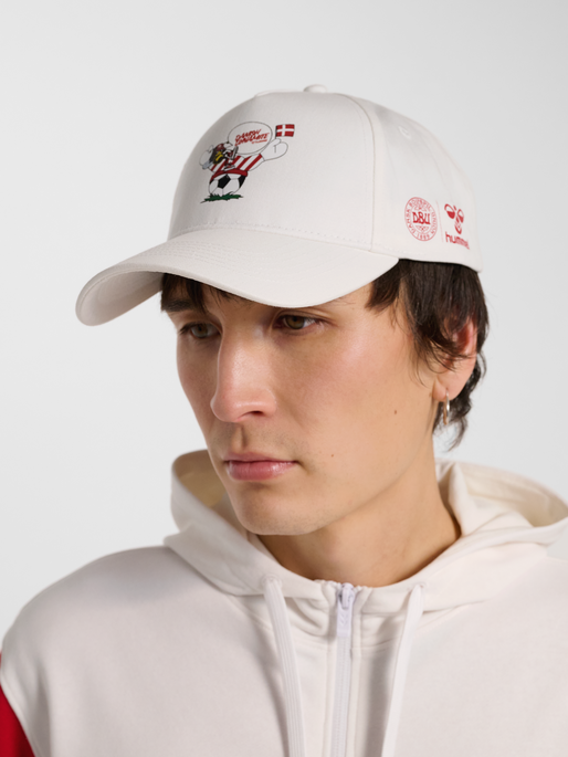 DBU 26 FAN DYNAMITE CAP, WHITE, model