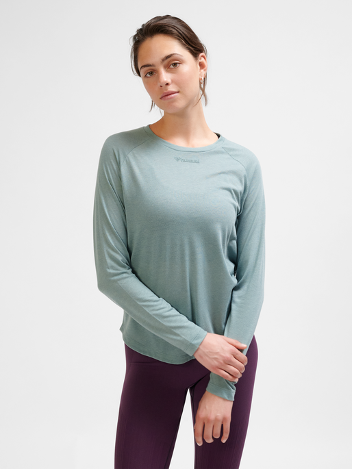 hmlMT VANJA T-SHIRT L/S, CHINOIS GREEN, model