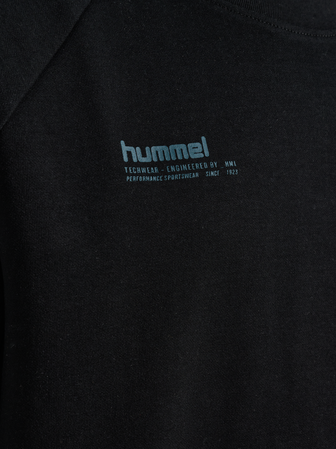 DBU 26 TRAVEL TECH T-SHIRT S/S KIDS, BLACK, packshot