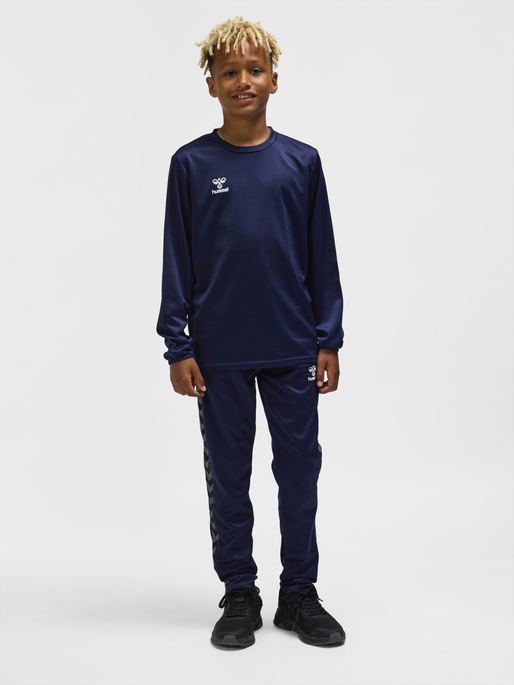 hmlESSENTIAL SWEATSHIRT KIDS, MARINE, model