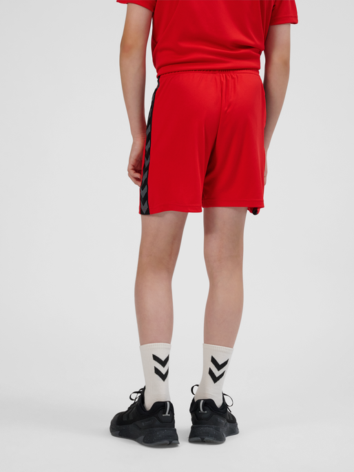 hmlAUTHENTIC PL SHORTS KIDS, TRUE RED, model