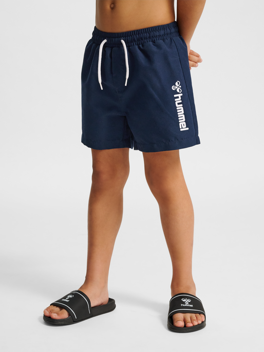 hmlBONDI BOARD SHORTS, NAVY BLAZER, model