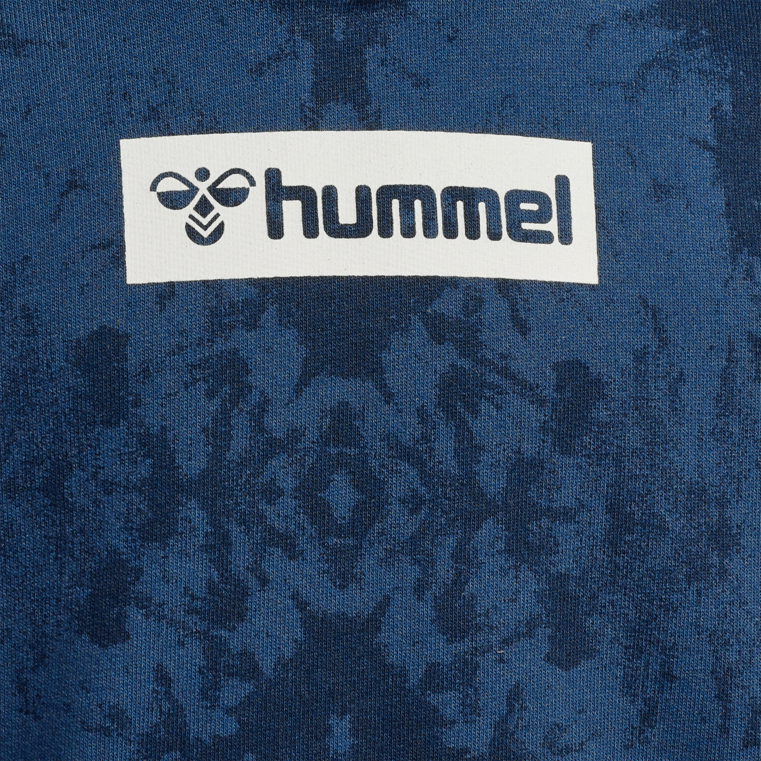 hmlJUMP AOP HOODIE, BLACK IRIS, packshot