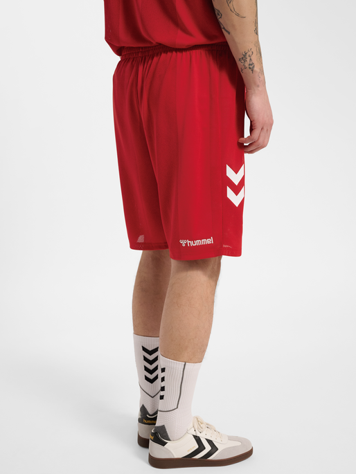 DBU 26 HOME SHORTS, TANGO RED, model