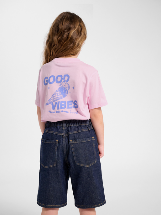 hmlJR REG GRAPHIC T-SHIRT S/S, PINK LADY, model