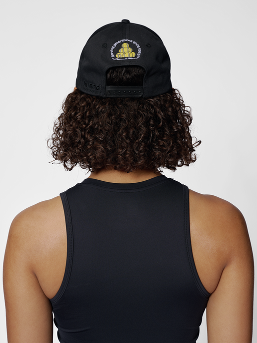 hmlSNAP CAP CALL US, BLACK, model