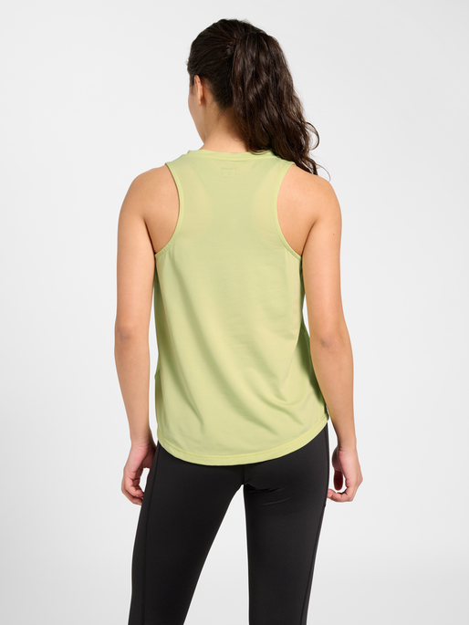 hmlVANJA TECH TOP, SHADOW LIME, model