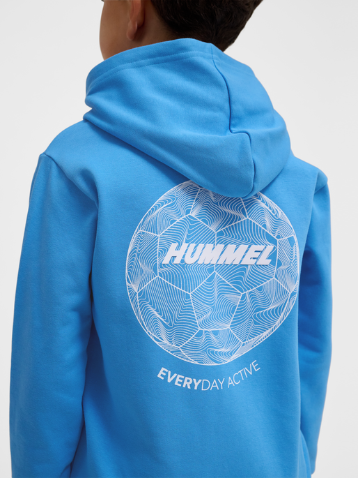hmlCASPER HOODIE, LICHEN BLUE, model