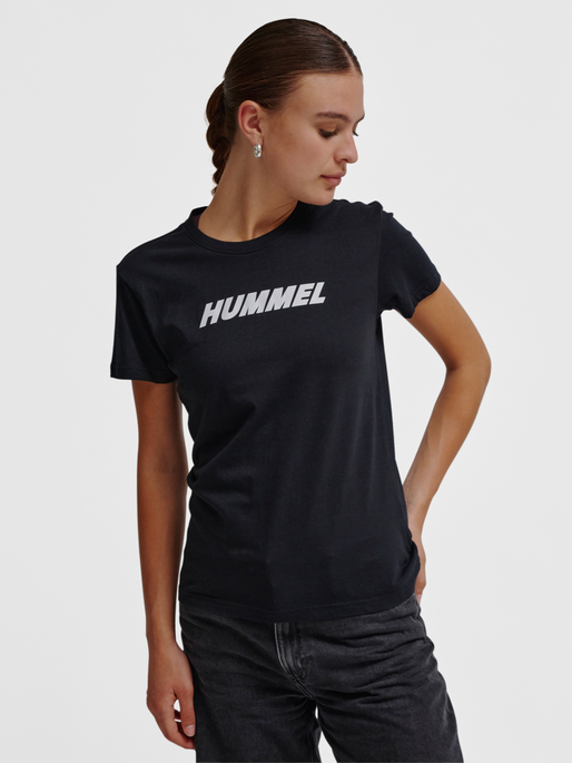 hmlELEMENTAL LOGO COTTON TEE WOMAN, BLACK, model
