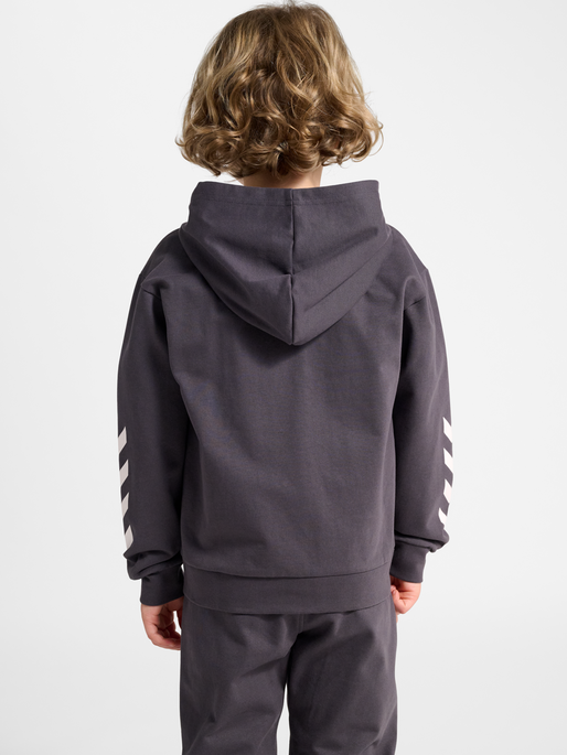 hmlJR LOGO ZIP JACKET, EBONY, model