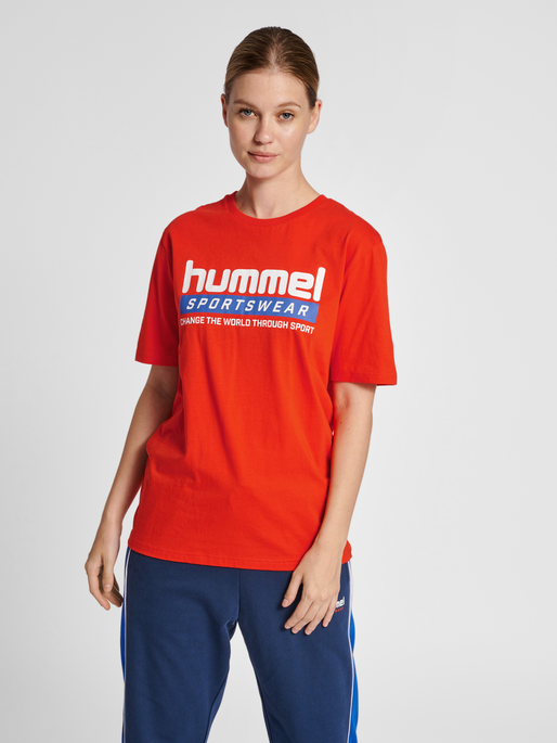 hmlLGC CARSON T-SHIRT, ORANGE.COM, model