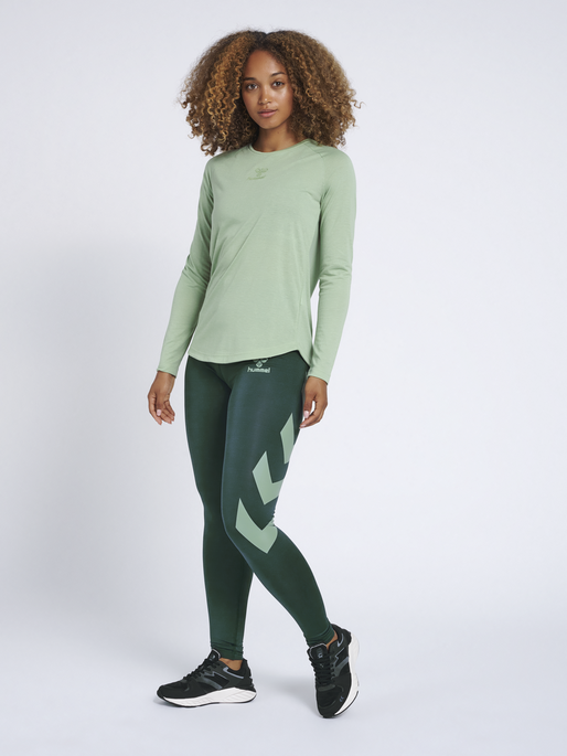 hmlPARIS HIGH WAIST TIGHTS, DARKEST SPRUCE, model