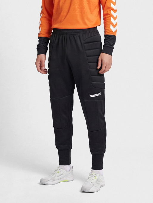 CLASSIC GK PANT, BLACK, model