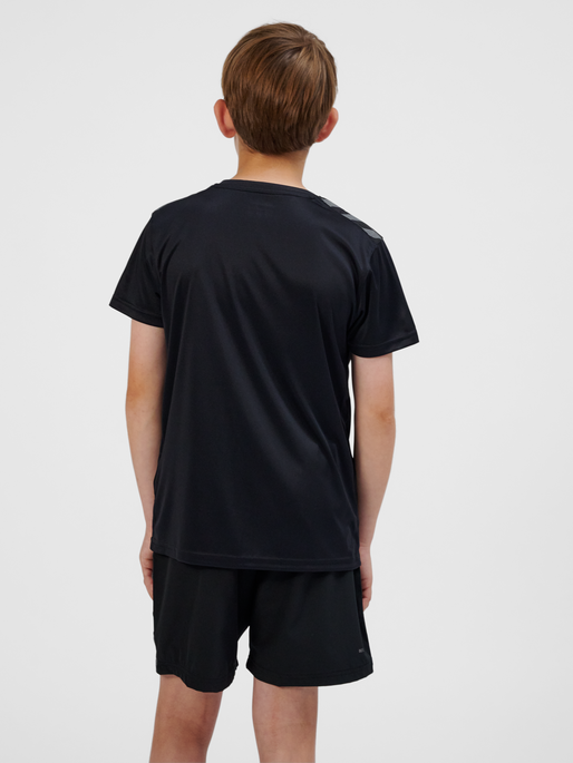 hmlAUTHENTIC PL JERSEY S/S KIDS, BLACK, model