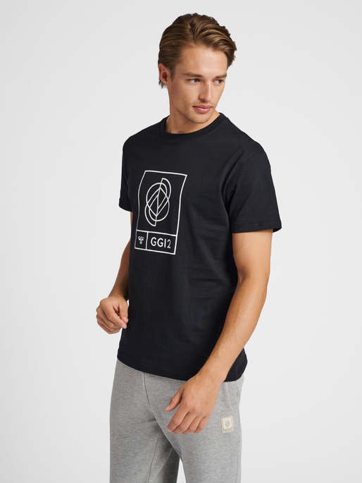 hmlGG12 T-SHIRT S/S, 2001, model