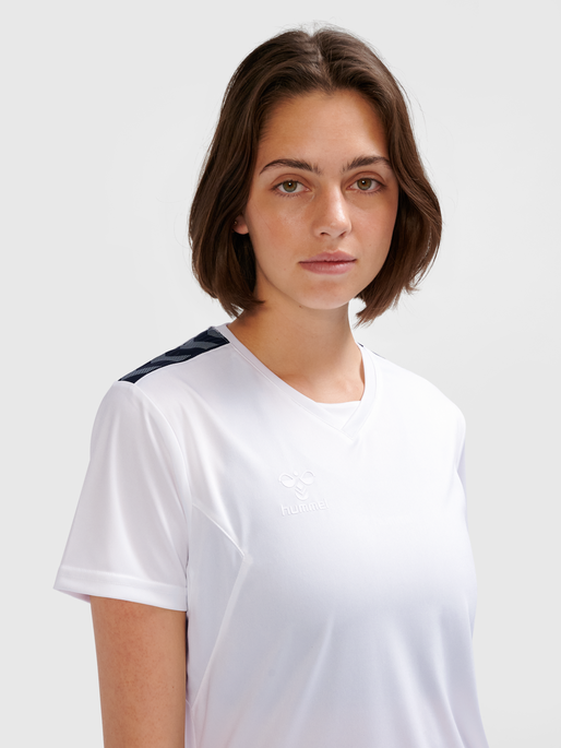 hmlAUTHENTIC PL JERSEY S/S WOMAN, WHITE, model
