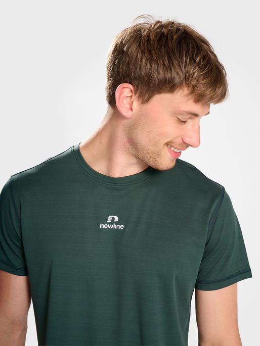 nwlBEAT POLY TEE, 6753, model