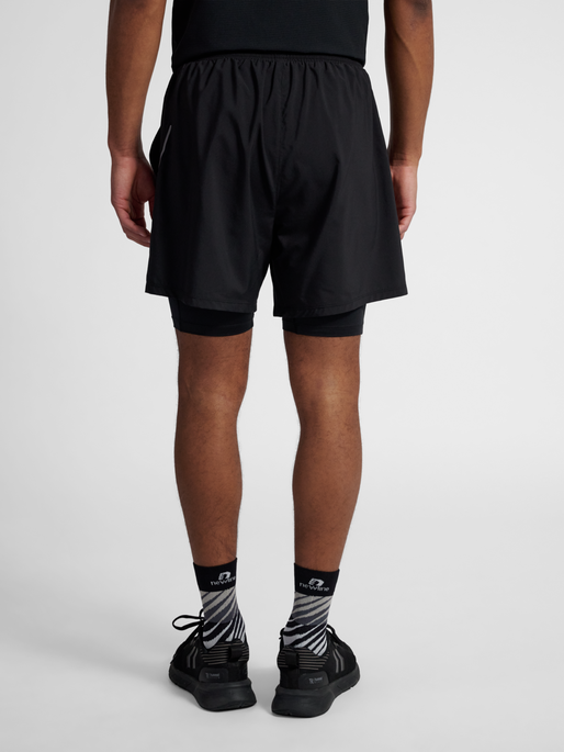 nwlFAST 2IN1 SHORTS, BLACK, model