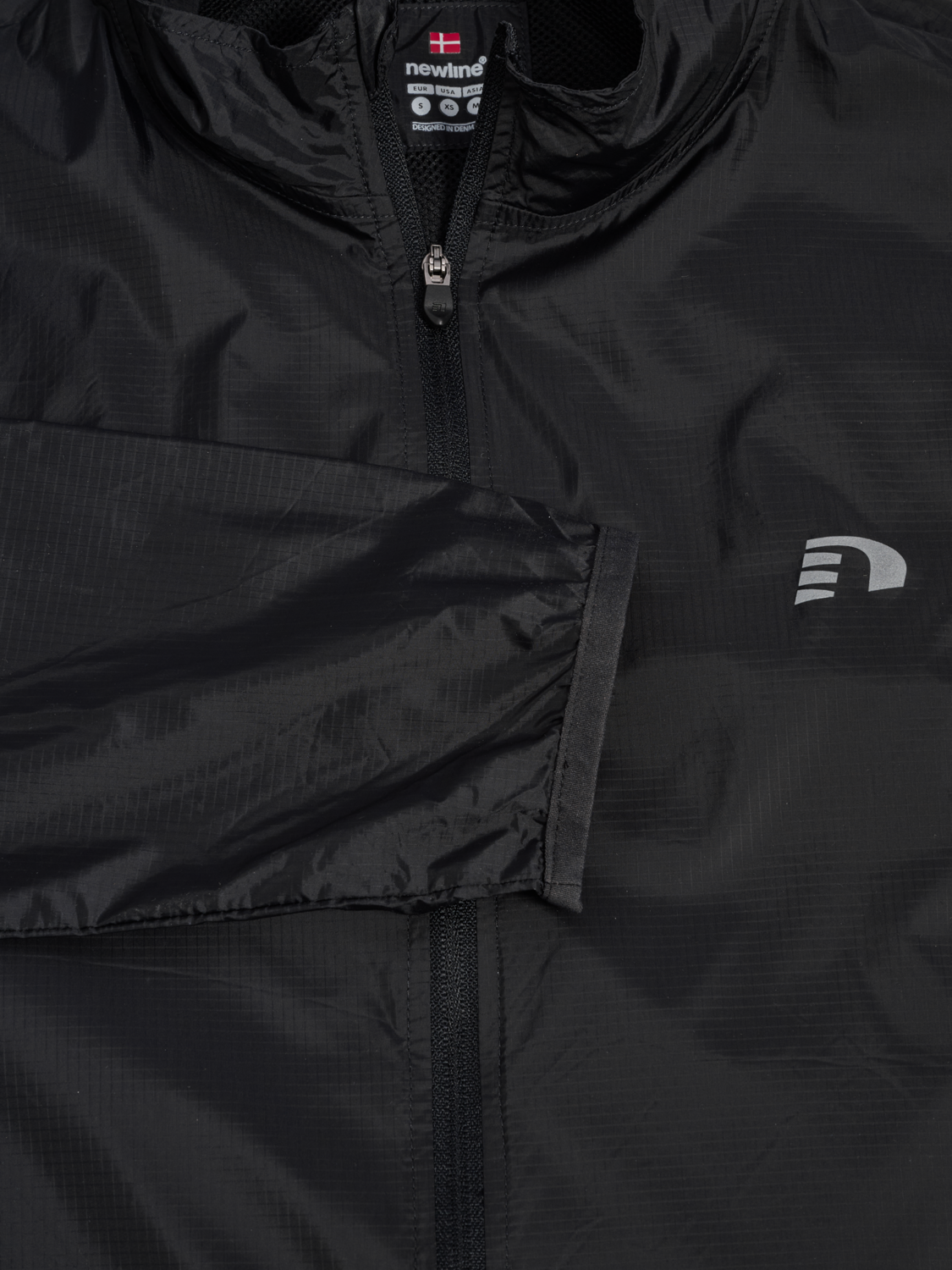 nwlPACKABLE TRAIL W JACKET, BLACK, packshot