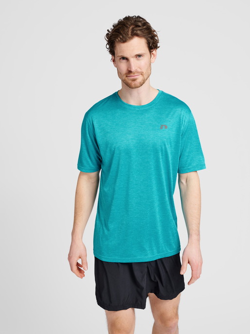 MEN STATEMENT T-SHIRT S/S, 7454, model